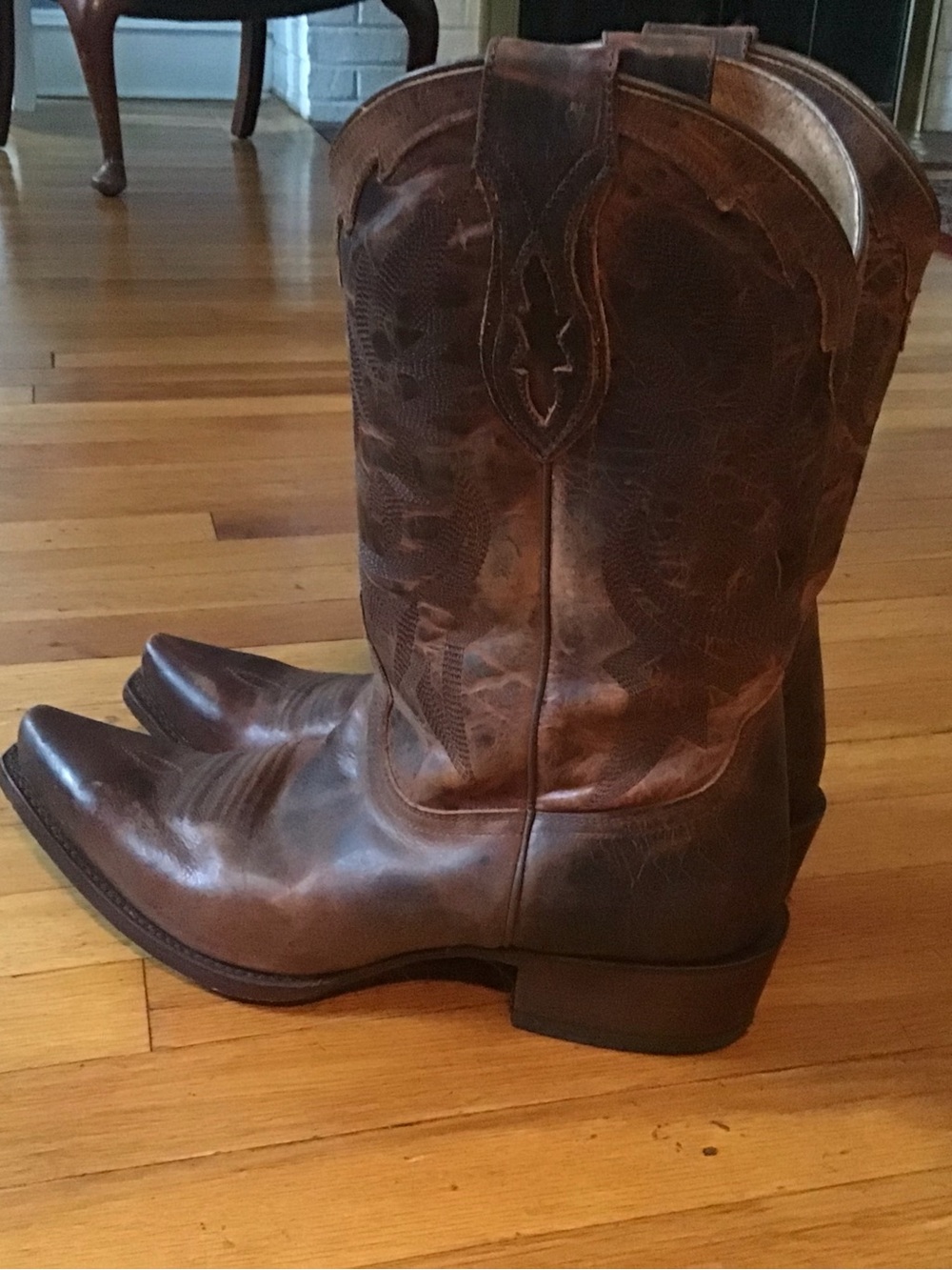 Men's Classic Brown Leather Cowboy Boots - Timeless Western Style